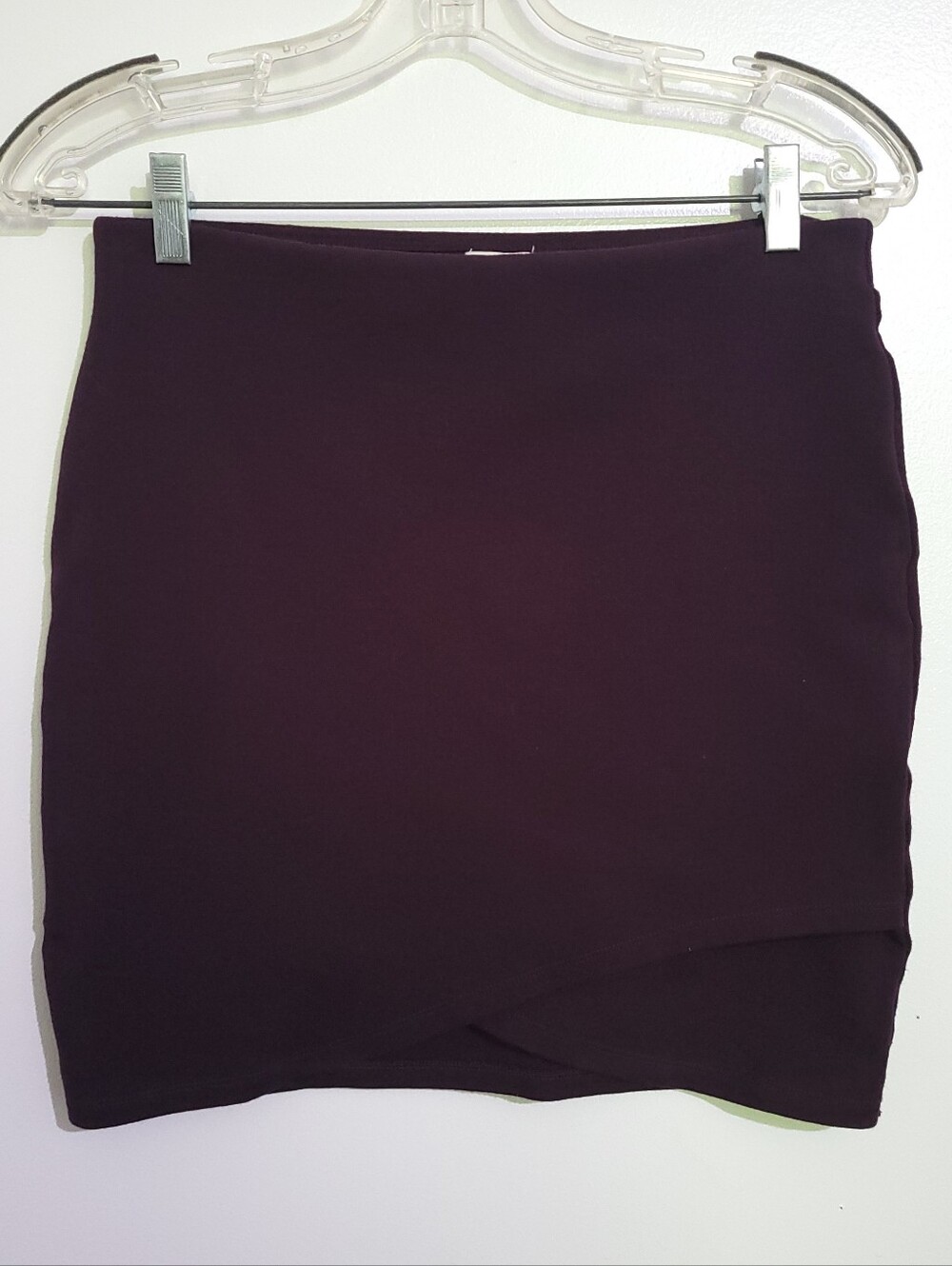 Sunday Best (Aritzia) Faux Wrap Envelope Mini Skirt Burgundy/Plum Size M
